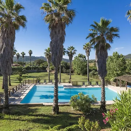 Lägenhetshotell Odalys Stella Di L'aria Tizzano